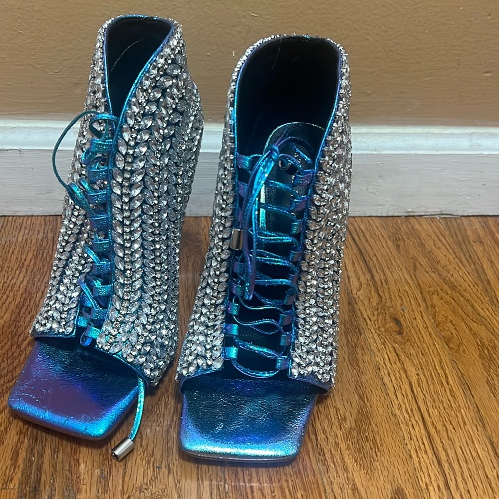 Azalea Wang rhinestone lace up shoe, size8